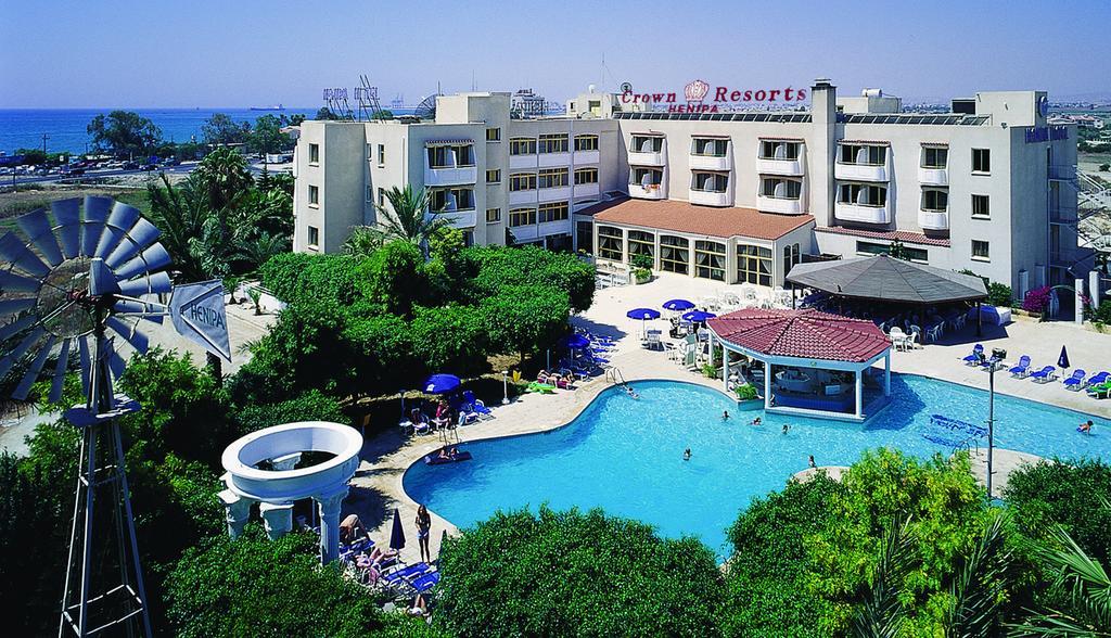 Crown Resorts Henipa Lárnaka Kültér fotó