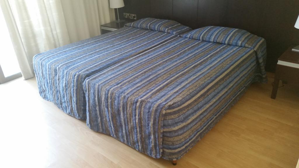 Crown Resorts Henipa Lárnaka Kültér fotó